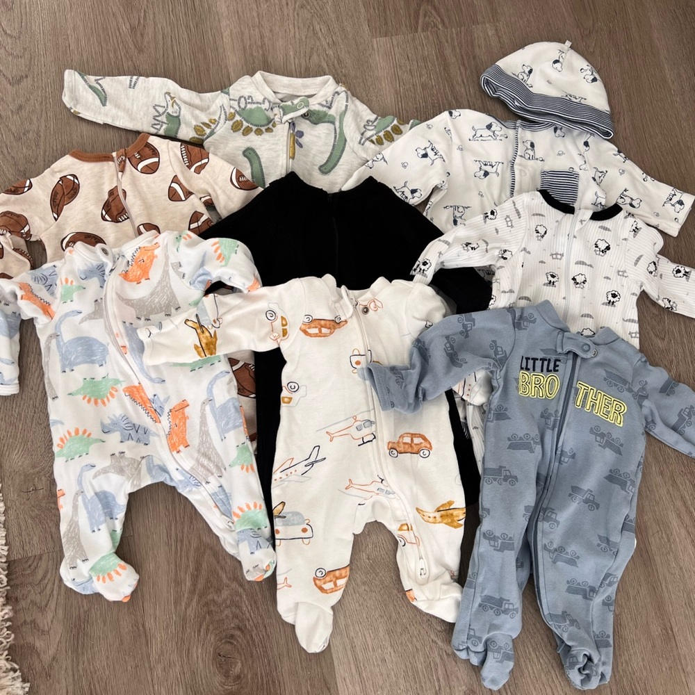 BABY Boy Footie Pajama Sleepers Newborn (lot of 9)